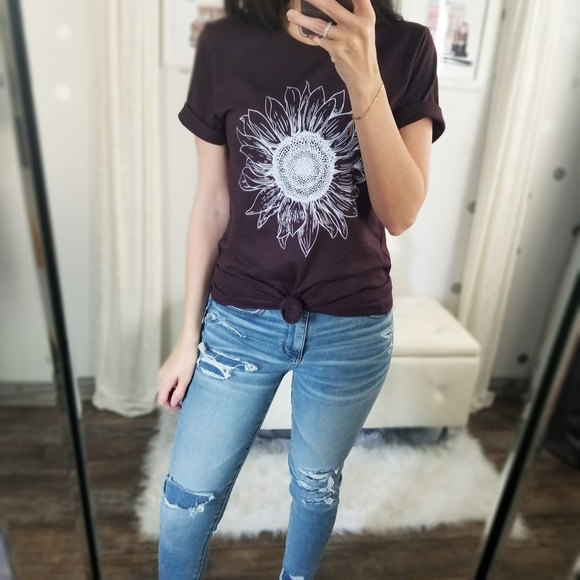 🅱️Last1️⃣Sunflower Graphic Tees Long Length Top - Picture 5 of 7